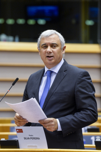 Conselho Europeu ausente de debate parlamentar