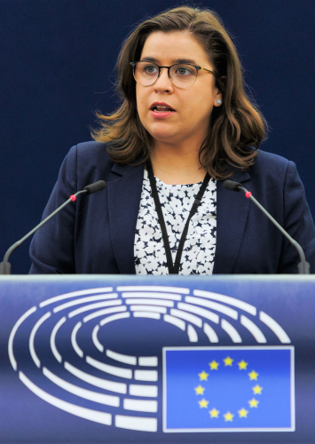 Sara Cerdas questiona a Comissão Europeia sobre reforço de apoios para responder à crise